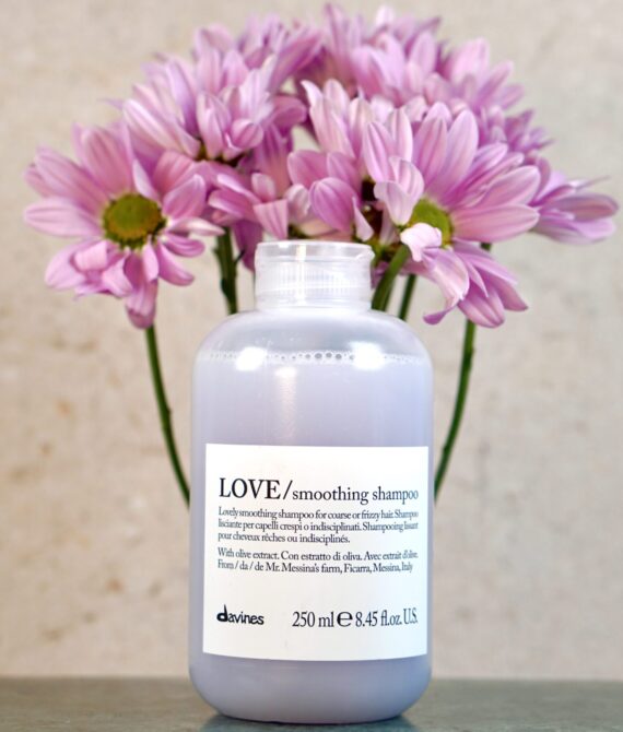LOVE Smoothing Shampoo